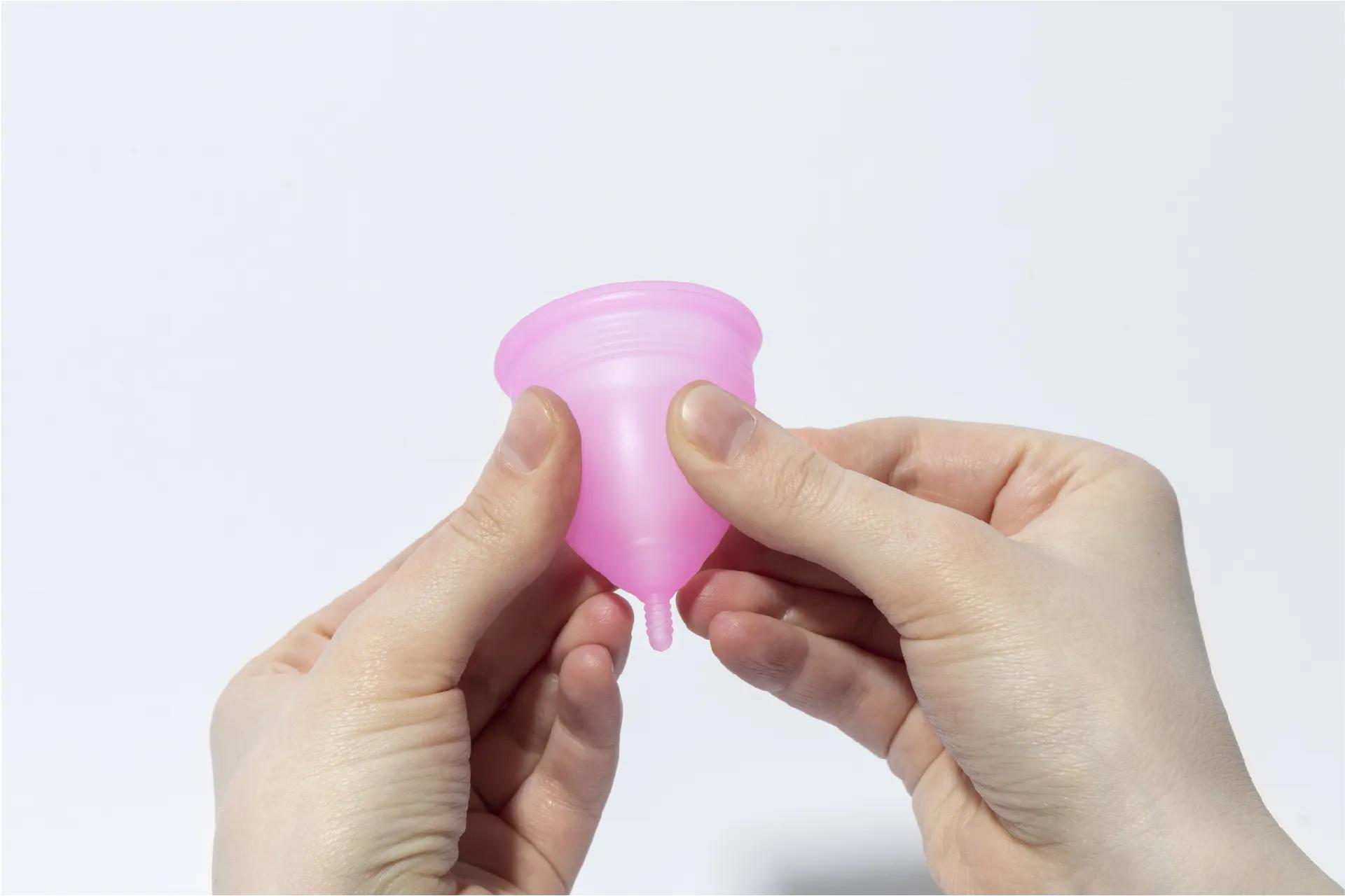 Menstrual Cups: How to Use it, Advantages and Disadvantages